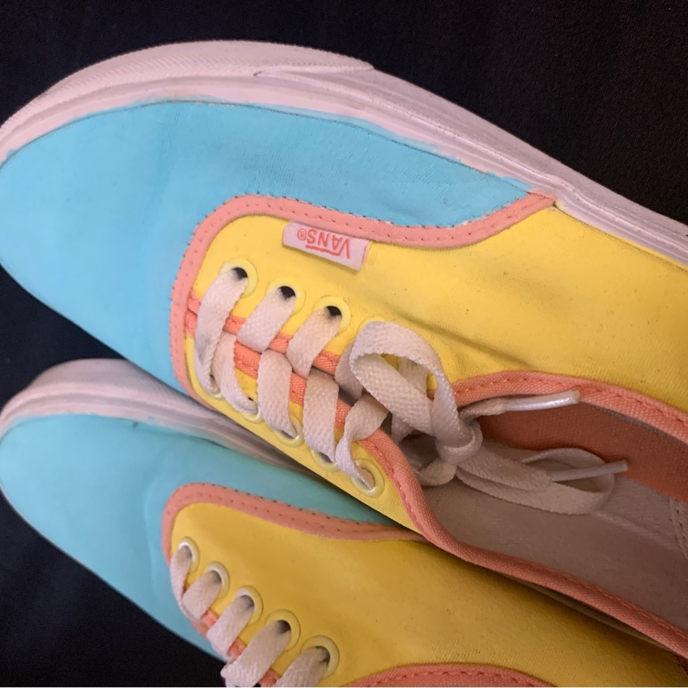 Hand painted Vans - Picture 11 of 12